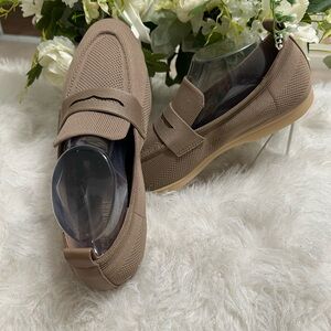Women's Cushionaire Casual Slip-On Loafers in Taupe